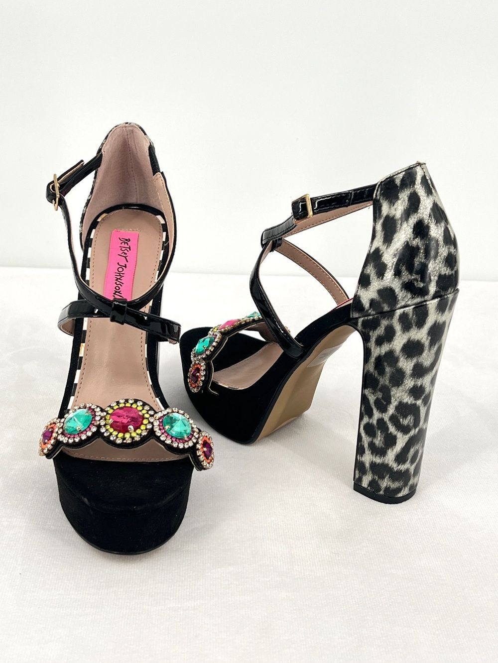 Betsey Johnson Sainte Black Silver Leopard Rhinestone Platform 5” High Heels 7.5